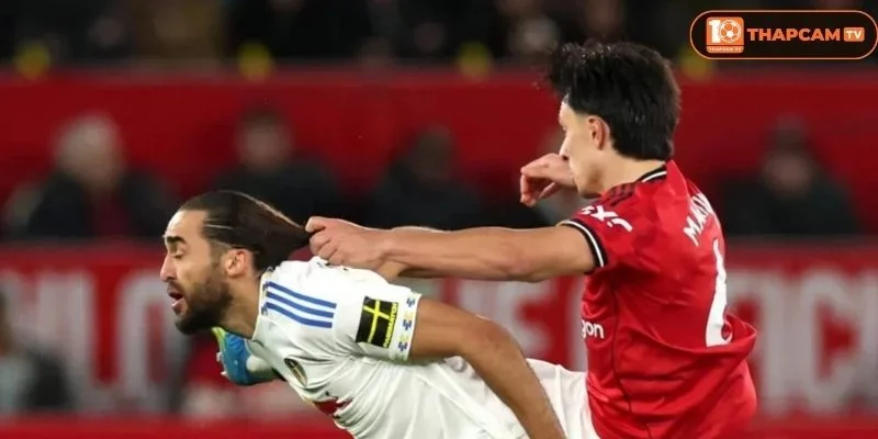 Các quy định về hành vi thiếu fair play tại Ngoại hạng Anh 2026